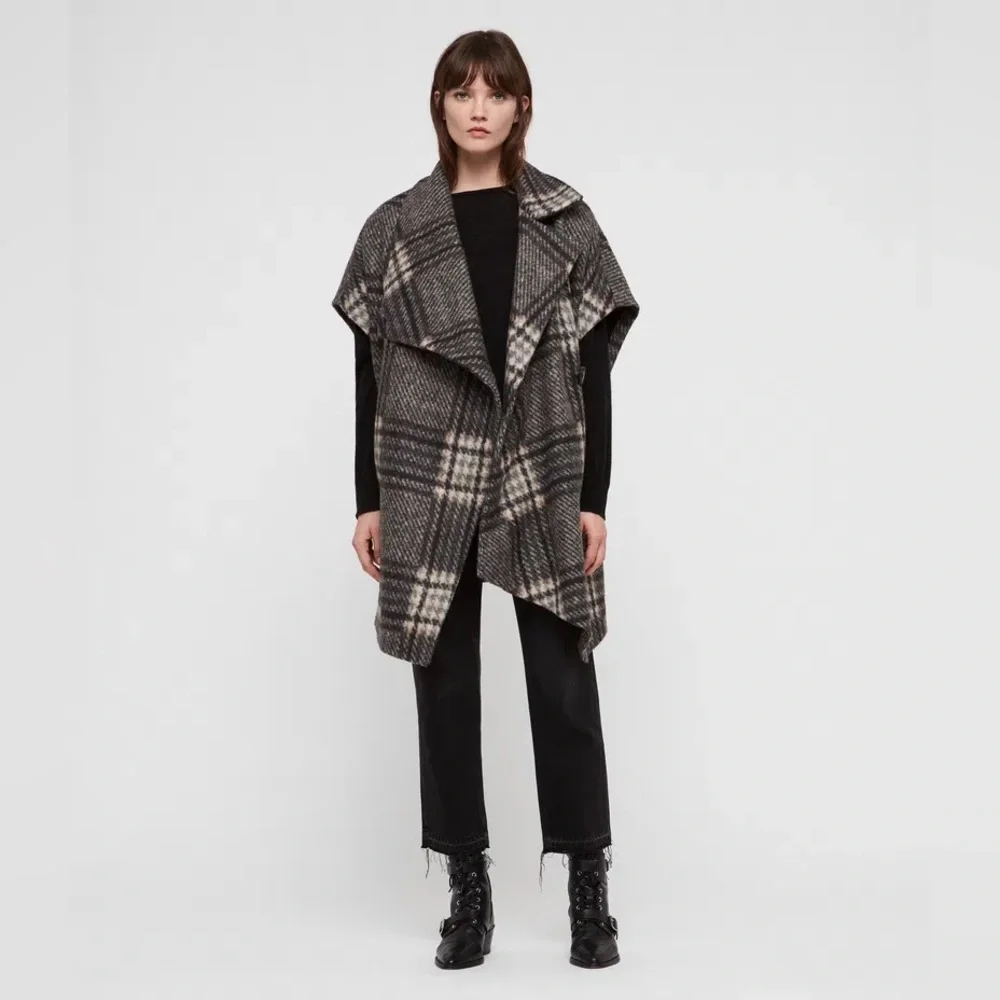 All Saints Wrenley Wool Blend Check Plaid Cape Vest Black Cream M & L Chunky‎ - Picture 2 of 8